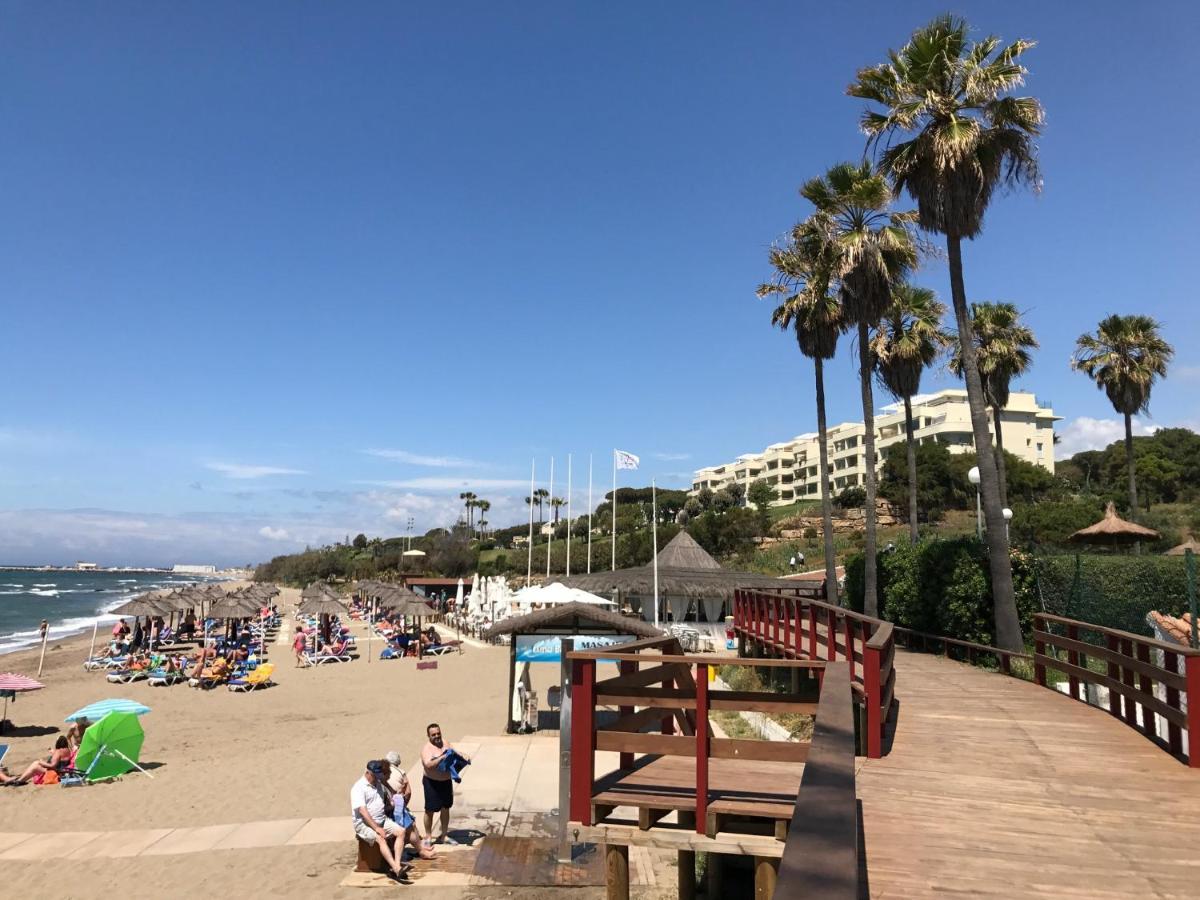Beautiful Holiday Apartment 2 Bedroom Beach And Pool Malaga Marbella Calahonda Royale Mijas Costa Spain Exteriér fotografie