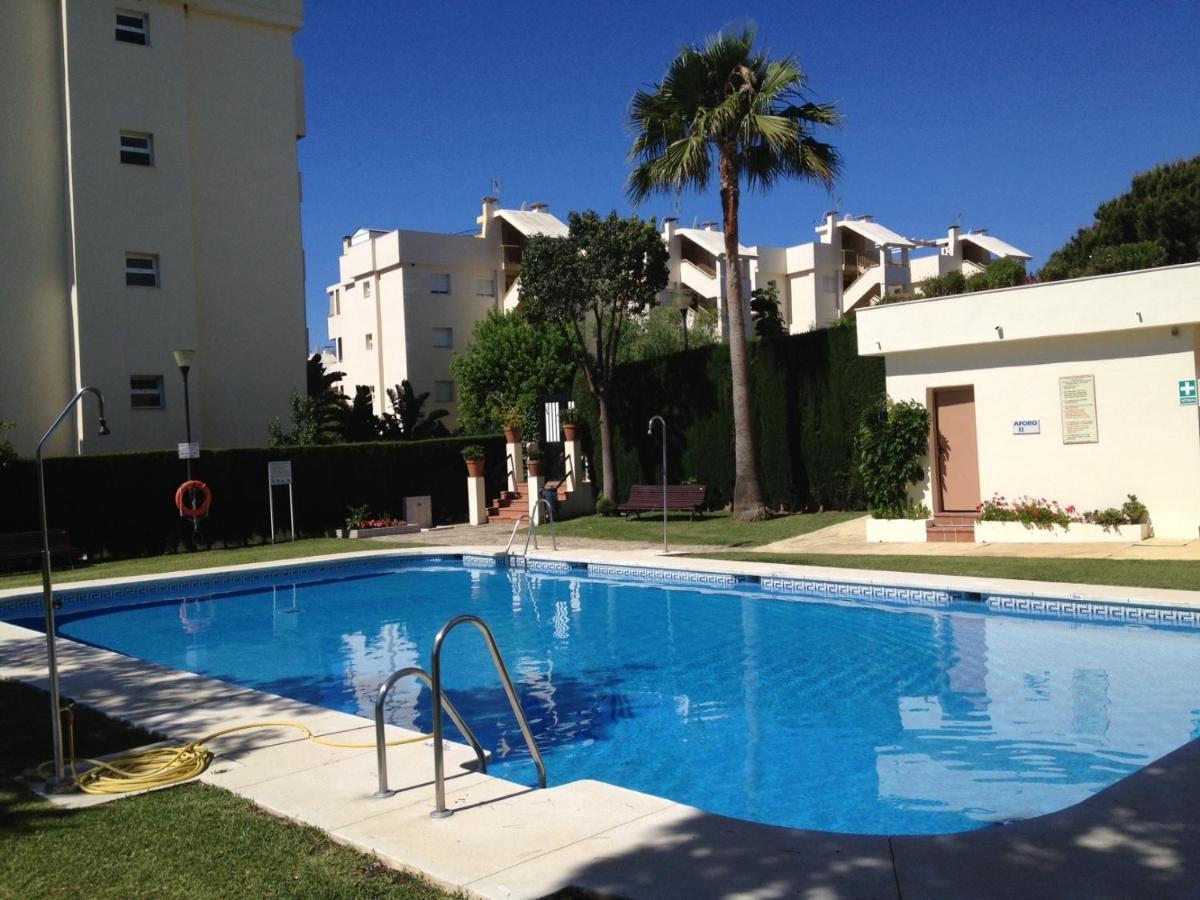 Beautiful Holiday Apartment 2 Bedroom Beach And Pool Malaga Marbella Calahonda Royale Mijas Costa Spain Exteriér fotografie