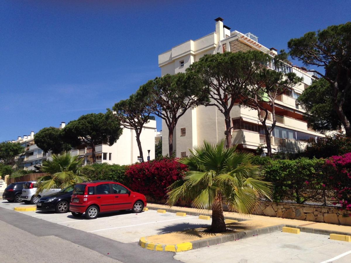 Beautiful Holiday Apartment 2 Bedroom Beach And Pool Malaga Marbella Calahonda Royale Mijas Costa Spain Exteriér fotografie