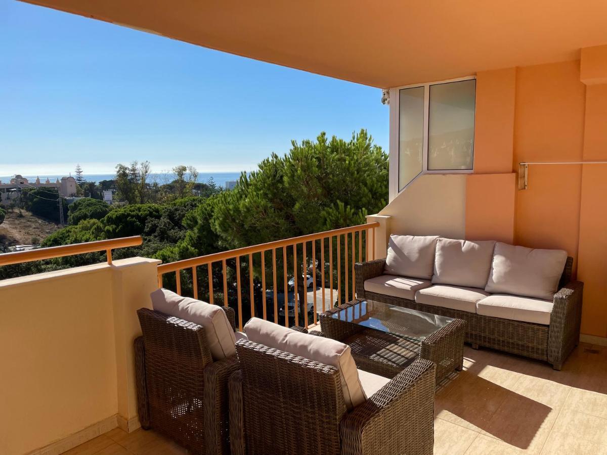 Beautiful Holiday Apartment 2 Bedroom Beach And Pool Malaga Marbella Calahonda Royale Mijas Costa Spain Exteriér fotografie