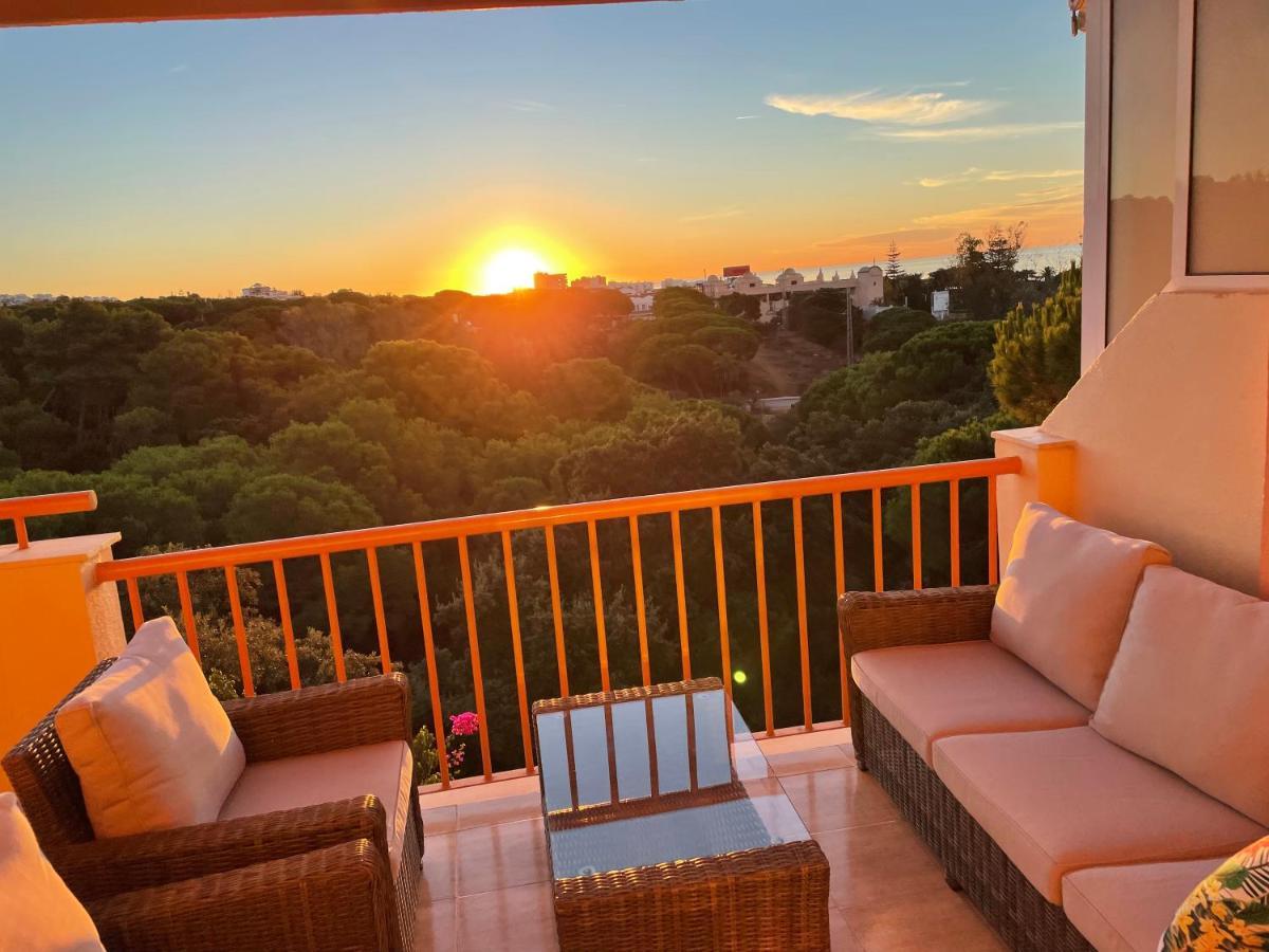 Beautiful Holiday Apartment 2 Bedroom Beach And Pool Malaga Marbella Calahonda Royale Mijas Costa Spain Exteriér fotografie